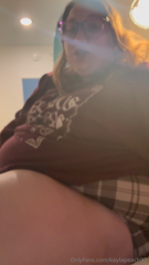 1311069618_too-fat-for-hollywood-horror-nights_0.mp4