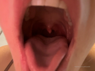 436279335_can-i-please-try-swallowing-you-i-can-hear-you-in-there_0.mp4