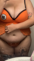 1977613291_no-new-blender-yet-buuuut-hey-new-lingerie-set-just-dropped_12.mp4