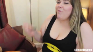bonnie maccheese stuffing.mp4