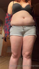 482534589_a-huge-try-on-haul_24.m4v