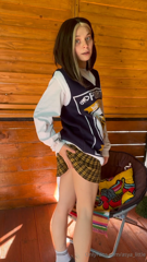 807489202_little-baby-show-ass-outside-in-cafe_0.mp4