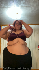 578852574_undress-with-me_2.m4v