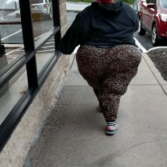 690716__0.gif