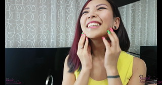Nails Fetish 4k.mp4