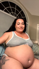 757667196_stream-started-at-10-05-2023-02-27-am-chill-pizza-stream-s_0.mp4