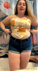 468597801_trying-on-old-bar-clothes-that-i-wore-about-6-months-ago_3.m4v