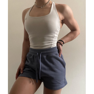 Maddie Thighs (2).jpg