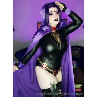 I know these are G rated, but I figured I'd give you all a sneak peek of what is to come tomorrow 🥰.jpg