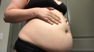 104493588_belly-jiggles_0.m4v