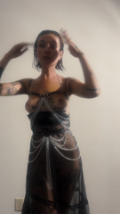 White Wall_2 [1106361586].mp4
