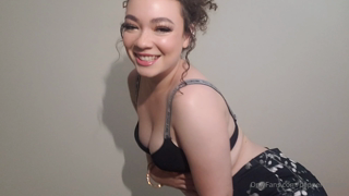 446695495_bratty-fart-ass-worship-15min_0.m4v