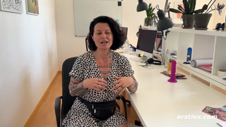 4a Director Karyn Introduces You to Her Favourite Video.mp4