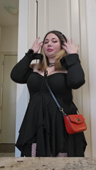 822456321_i-hide-a-lot-of-jiggle-under-these-clothes_0.m4v