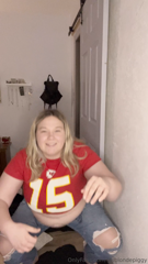 861696981_i-guess-i-cant-wear-my-last-pair-of-jeans-i-have-for-a-chri_0.mp4