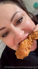 601521135_it-was-a-kfc-kinda-day_2.mp4