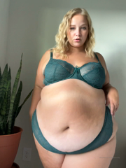 373038085_what-do-you-want-to-do-with-this-belly_0.mp4