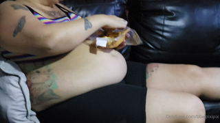 133823778_stuffing-video-3-backstage-of-my-stuffing-vid-the-same_0.mp4