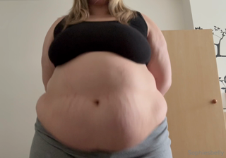 1608735462_do-you-think-i-jiggle-enough-yet_0.mp4