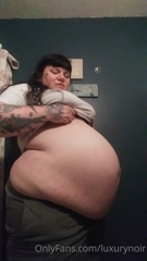 42055171_i-was-spoiled-with-a-big-outback-steakhouse-feast-last-night_0.m4v