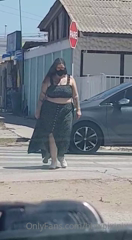 77968633_always-with-my-paparazzi_0.mp4