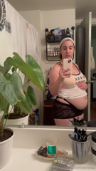 1428615005_ugh-free-the-belly-im-so-fat_0.mp4