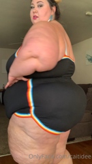 145207788_rompin-around-39-pics-4-minute-vid-like-my-new-romper-ba_38.m4v