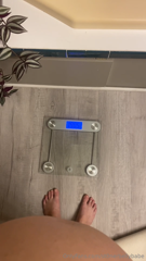 1355325724_this-weigh-in-really-caught-me-off-guard-i-was-stuffed-here_0.mp4
