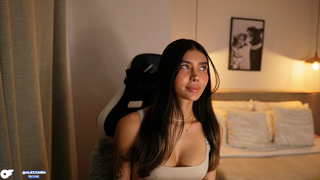 abril_w18_Chaturbate_20260523_233445.mp4
