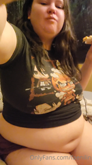 472195879_pizza-and-cookies-are-too-good-to-eat-in-moderation_5.m4v