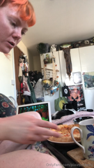 1087027207_gain-shake-pizza-silly-tv-i-was-going-to-apologise-that_0.mp4
