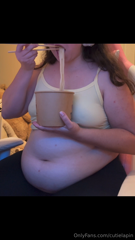 1950090368_had-some-yummy-udon-tonight-and-some-ramune-soda-also-enjoy_0.mp4