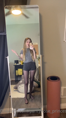 193523300_happy-sunday-my-loves-wearing-some-black-cdrs-today-a_0.m4v
