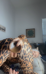 348337143_i-love-fucking-my-pussy-from-behind-wish-you-were-right-be_0.m4v