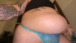 1476804393_little-belly-play-for-you_0.mp4