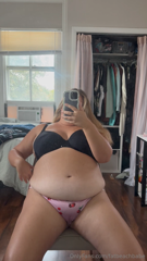 717250002_tried-getting-ready-for-work-when-i-realized-how-big-i-looke_4.m4v
