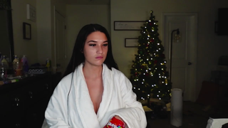prettygirll23-2025-12-27_215115.mp4