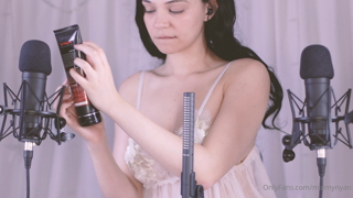 192260239_asmr-oil-in-my-body-march-2021_0.m4v