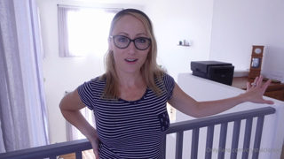 Naughty Bath time with my Stepmom - Crystal Clark.mp4