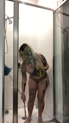 101882601_shower-chug-and-double-showerhose-inflation-with-plug-my-b_0.m4v