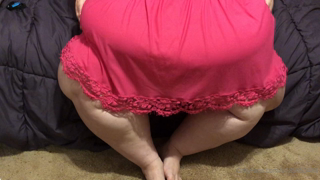 216857116_belly-play-before-dinner_0.m4v
