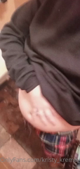280552651_baby-look-at-these-belly-posts-belly-videos-pussy-pics_0.m4v