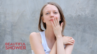 wowgirls.11.06.28.gloria.beautiful.shower.1080p.mp4