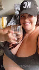 380459935_casual-wine-wednesday_3.m4v