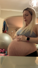 798484774_belly-resting-watch-me-rest-my-heavy-belly-on-the-din_0.m4v