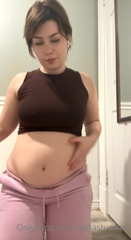 254850756_sorry-i-couldnt-pick-just-one-outfit_31.m4v