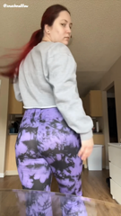 639493307_these-pants-do-wonders-to-my-ass_0.m4v