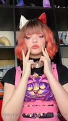 320869564_ahegao-squishy-face-and-a-few-pics-of-some-outfits-3_0.m4v