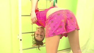 wowgirls.08.07.21.natasha.sporty.girl.gets.fuck.1080p.mp4