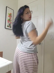 2107499811289321533_1.mp4